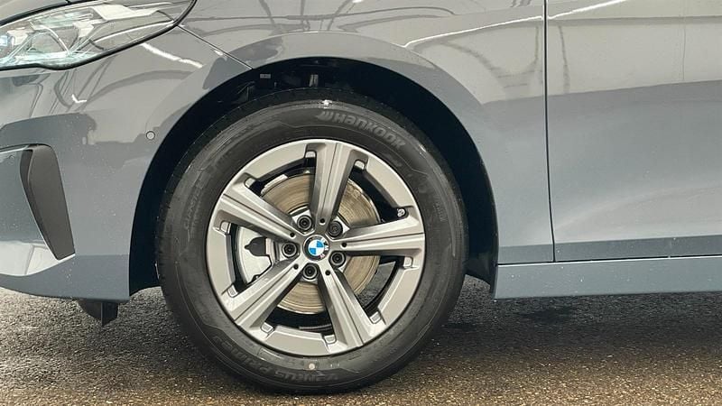 Gebraucht BMW 220 Active Tourer Efficient Dynamics 156 PS (114 kW) 2025 Sparkling kupfergrau metallic Van / Kleinbus