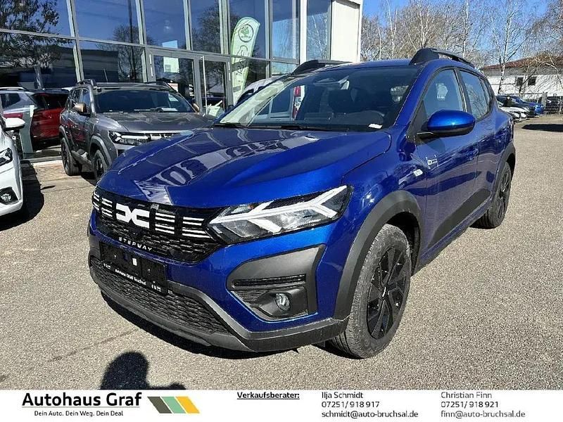 Blau Gebraucht 2024 Dacia Sandero Expression Kleinwagen | 18.280 € (Fairer Preis) - Bild 1/4