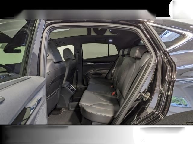 Metallic Gebraucht 2024 Skoda Enyaq iV LAURIN & KLEMENT SUV | 56.660 € (Fairer Preis) - Bild 1/2