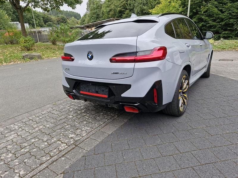 Grau Gebraucht 2021 BMW X4 M Sport SUV | 39.500 € (Fairer Preis) - Bild 1/4