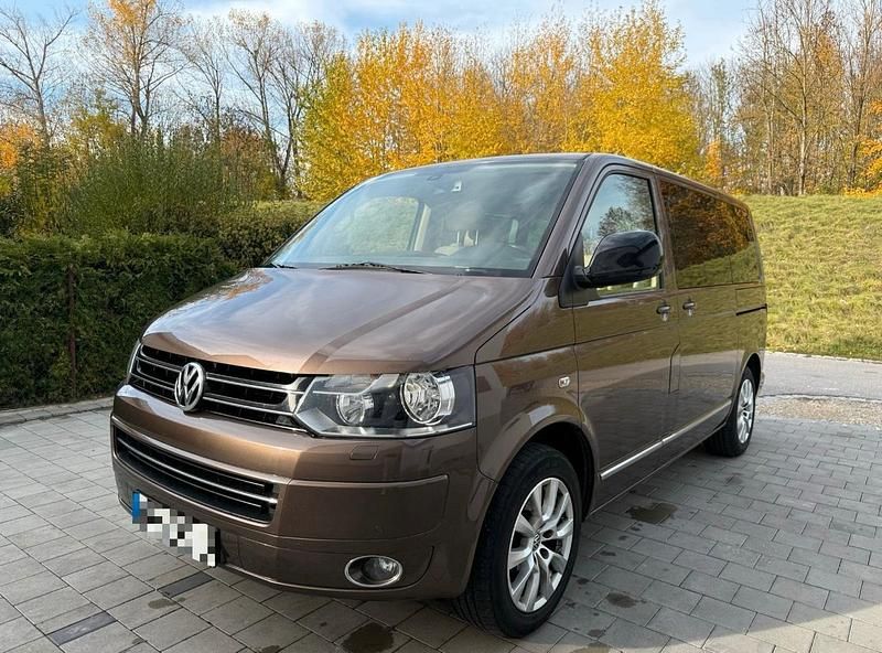 Braun Gebraucht 2010 VW T5 Highline Van | 13.999 € (Superpreis) - Bild 1/4