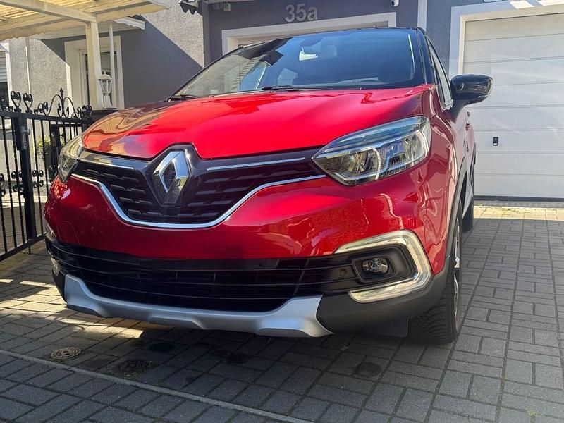 Rot Gebraucht 2020 Renault Captur Intens SUV | 13.900 € (Superpreis) - Bild 1/4