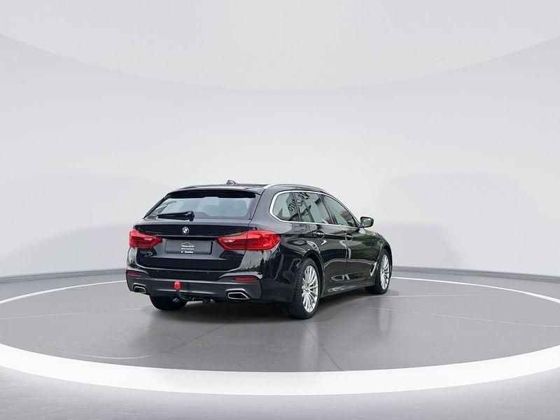 Gebraucht BMW 520 Executive 190 PS (139 kW) 2018 Schwarz Kombi