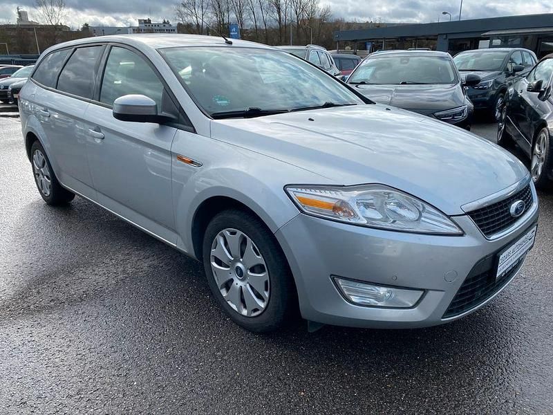 Używany Ford Mondeo Trend 140 KM (102 kW) 2009 Srebrny Sedan/Limuzyna