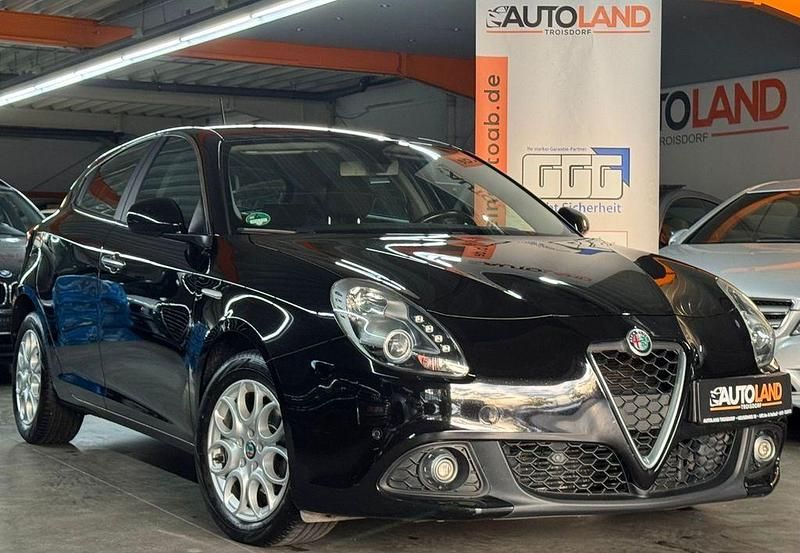 Schwarz Gebraucht 2017 Alfa Romeo Giulietta Super Kleinwagen | 10.500 € (Fairer Preis) - Bild 1/4