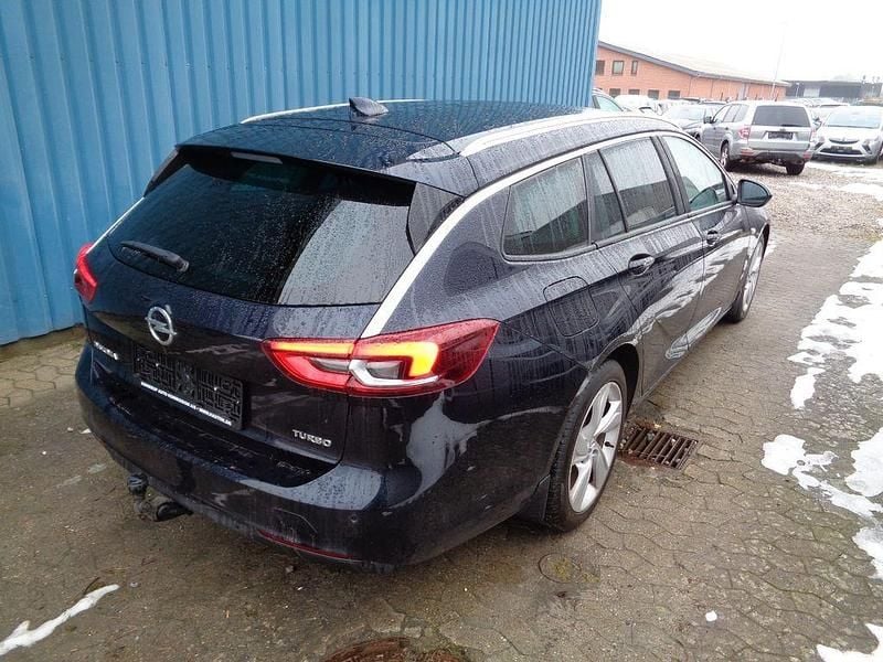 Gebraucht Opel Insignia Dynamic 165 PS (121 kW) 2018 Blau Kombi