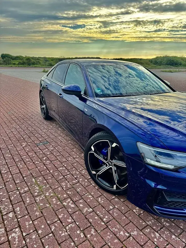 Gebraucht Audi A6 S-Line 204 PS (150 kW) 2019 Blau Limousine
