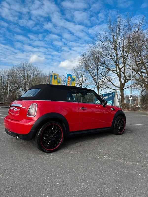 Gebraucht Mini Cooper Cabriolet 120 PS (88 kW) 2009 Rot Cabrio