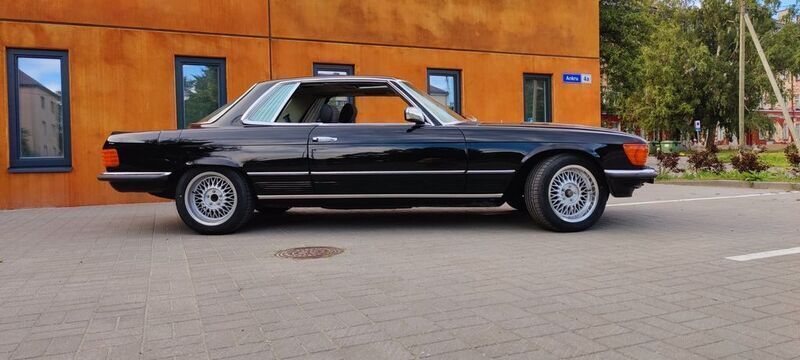 Schwarz Gebraucht 1980 Mercedes SLC450 | 17.900 € - Bild 1/4
