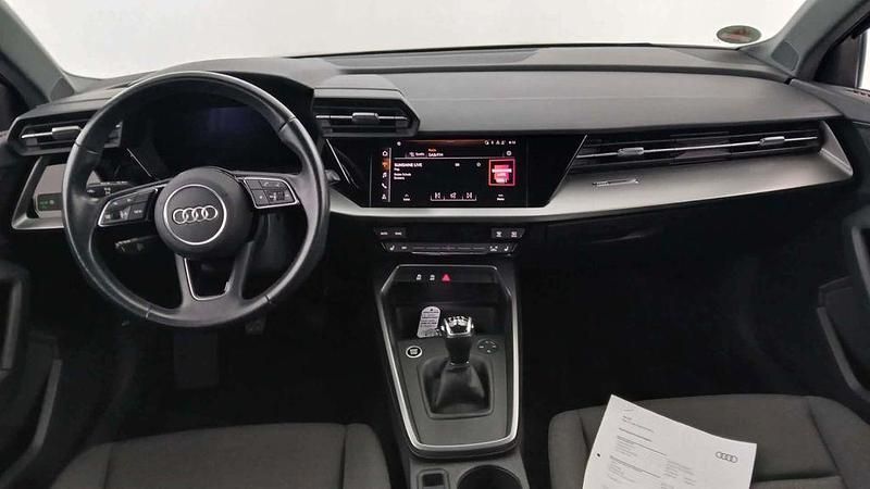 Gebraucht Audi A3 Advanced 116 PS (85 kW) 2021 Blau Limousine