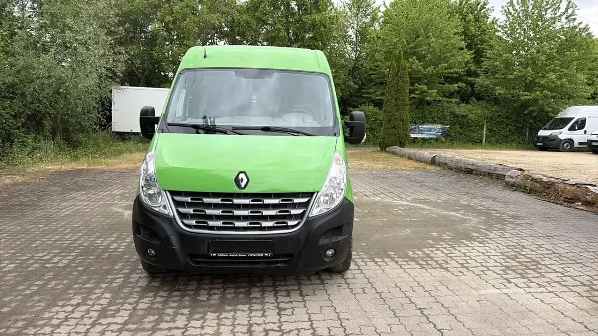 Używany Renault Master 145 KM (106 kW) 2011 Zielony Minivan