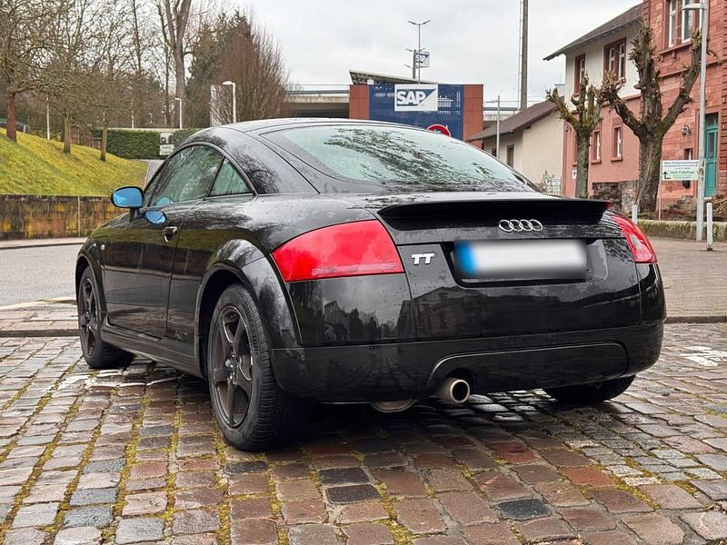 Second-hand Audi TT 180 CP (132 kW) 2002 Negru Coupe