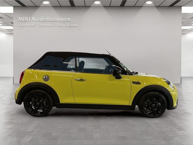 Gebraucht Mini Cooper S Cabriolet 178 PS (130 kW) 2022 Gelb Cabrio