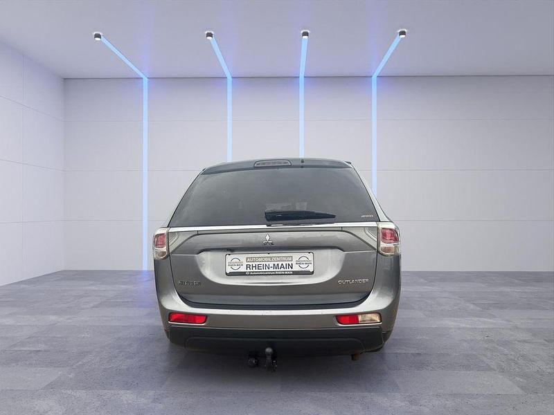 Gebraucht Mitsubishi Outlander Instyle 150 PS (110 kW) 2012 Grau SUV