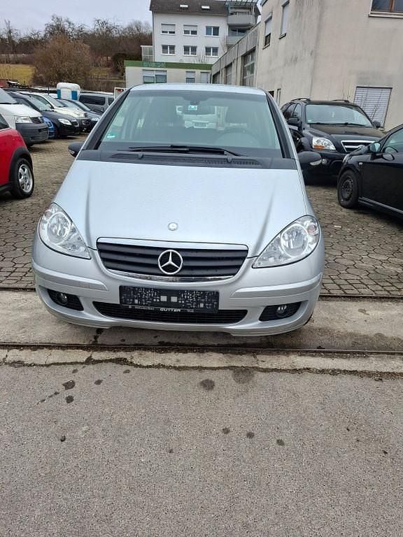 Gebraucht Mercedes A180 109 PS (80 kW) 2008 Silber Limousine