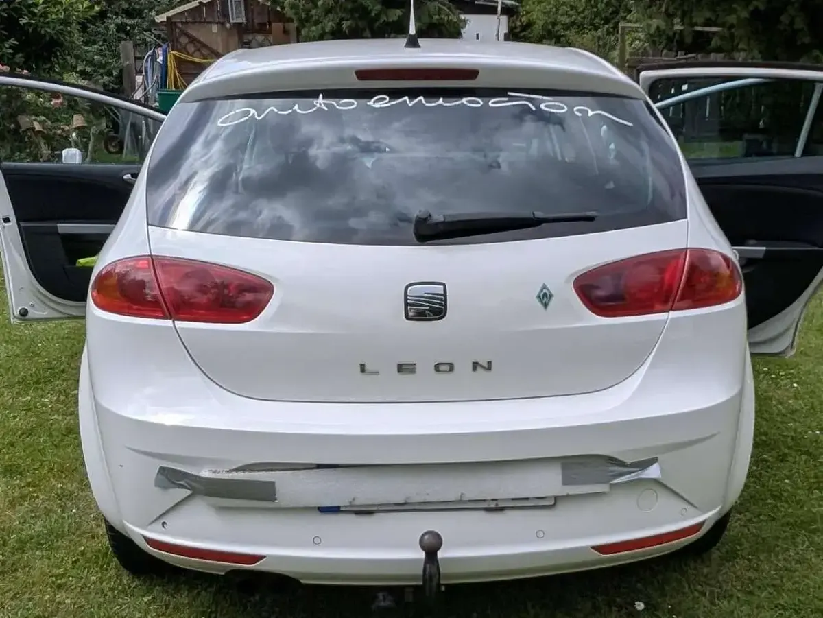 Gebraucht Seat Leon Comfort 160 PS (117 kW) 2009 Weiß Kleinwagen