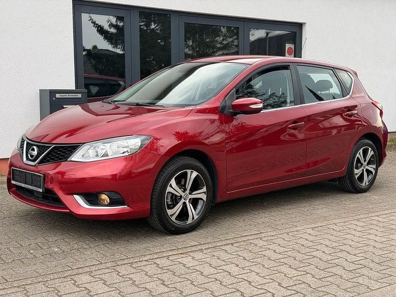 Gebraucht Nissan Pulsar Acenta 116 PS (85 kW) 2017 Rot Kleinwagen