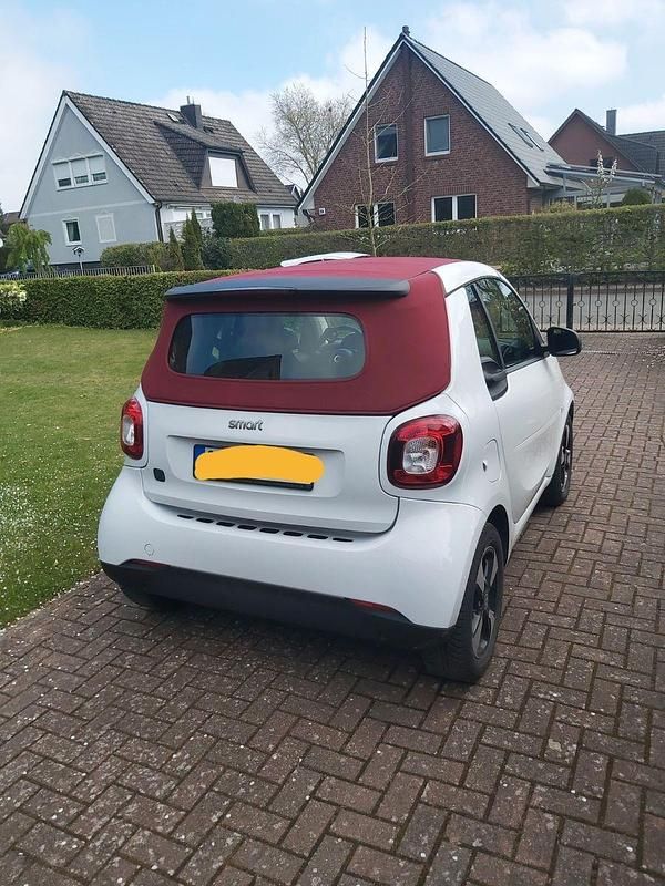 Gebraucht Smart ForTwo Coupé 60 kW (82 PS) 2021 Weiß Cabrio