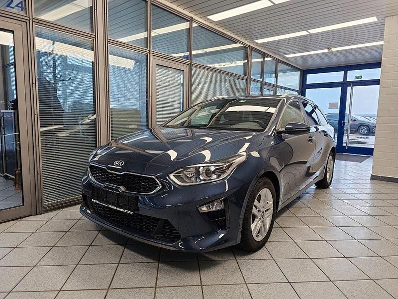 Gebraucht Kia Ceed 101 PS (74 kW) 2021 Blau Kleinwagen