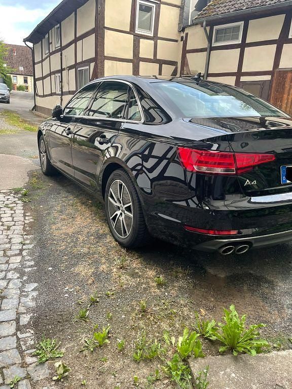 Gebraucht Audi A4 Sport 190 PS (139 kW) 2016 Schwarz Limousine