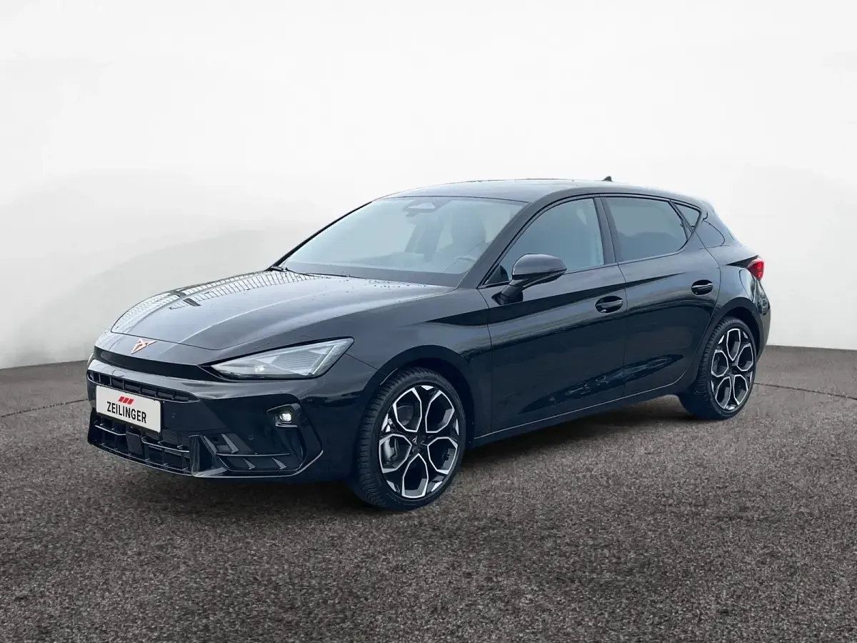 Usata Cupra Leon 150 CV (110 kW) 2025 Nero Berlina