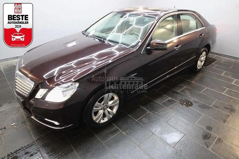 Gebraucht Mercedes E350 292 PS (214 kW) 2009 Cupritbraun Limousine