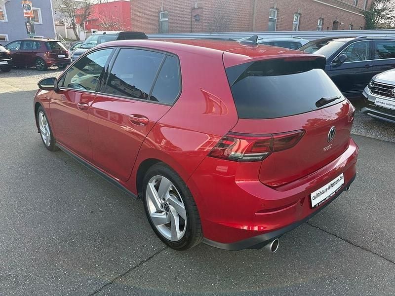 Gebraucht VW Golf VIII GTI 245 PS (180 kW) 2022 Rot Limousine