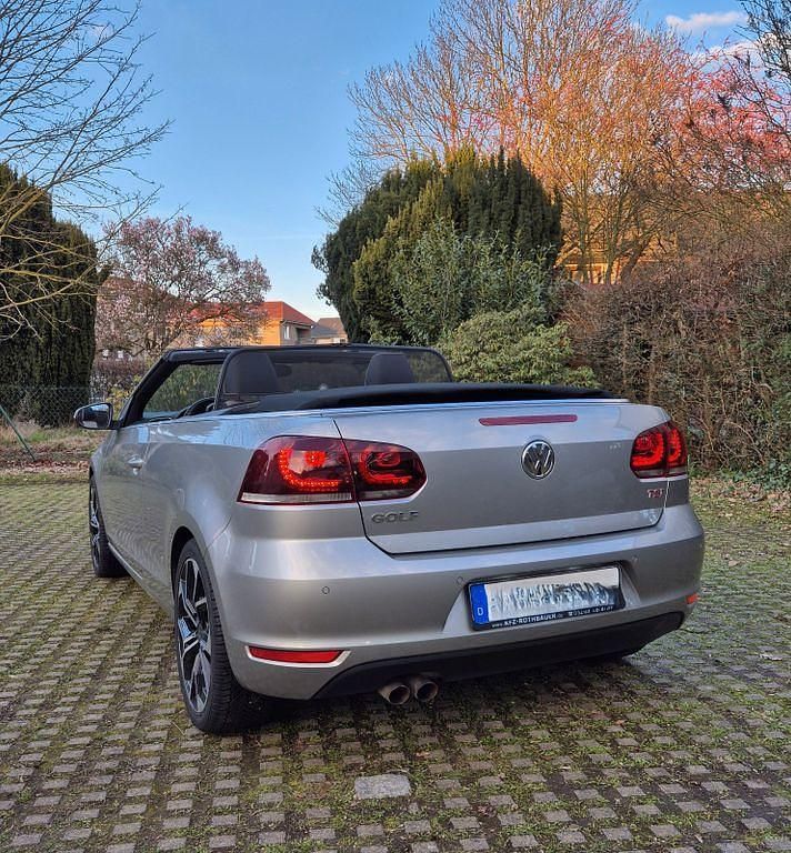 Gebraucht VW Golf Cabriolet Exclusive 160 PS (117 kW) 2012 Grau Cabrio