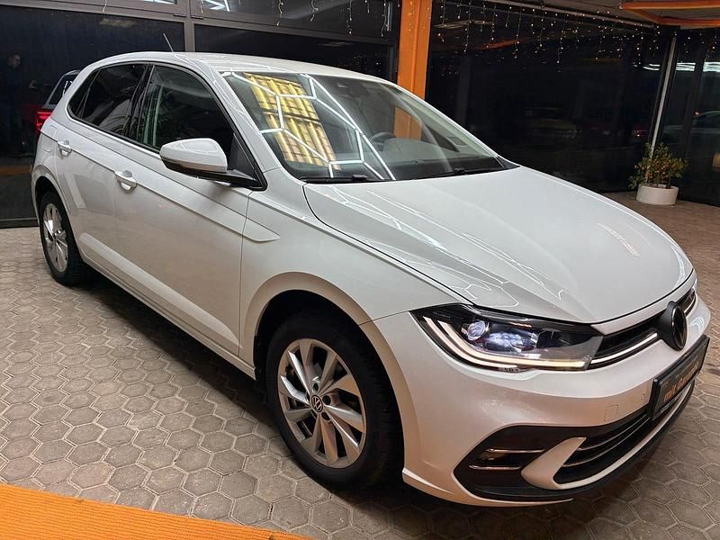 Gebraucht VW Polo Style 95 PS (69 kW) 2022 Weiß Kleinwagen
