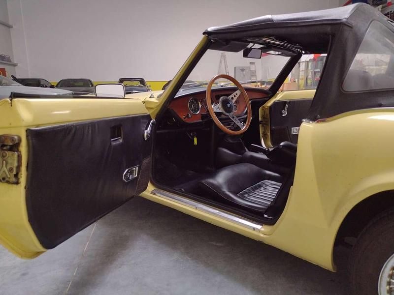 Gebraucht Triumph Spitfire 75 PS (55 kW) 1972 Gelb Cabrio
