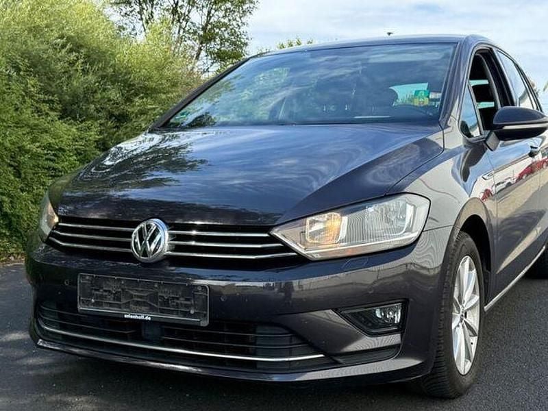 Grau Gebraucht 2015 VW Golf VII LOUNGE Limousine | 7.299 € (Guter Preis) - Bild 1/4
