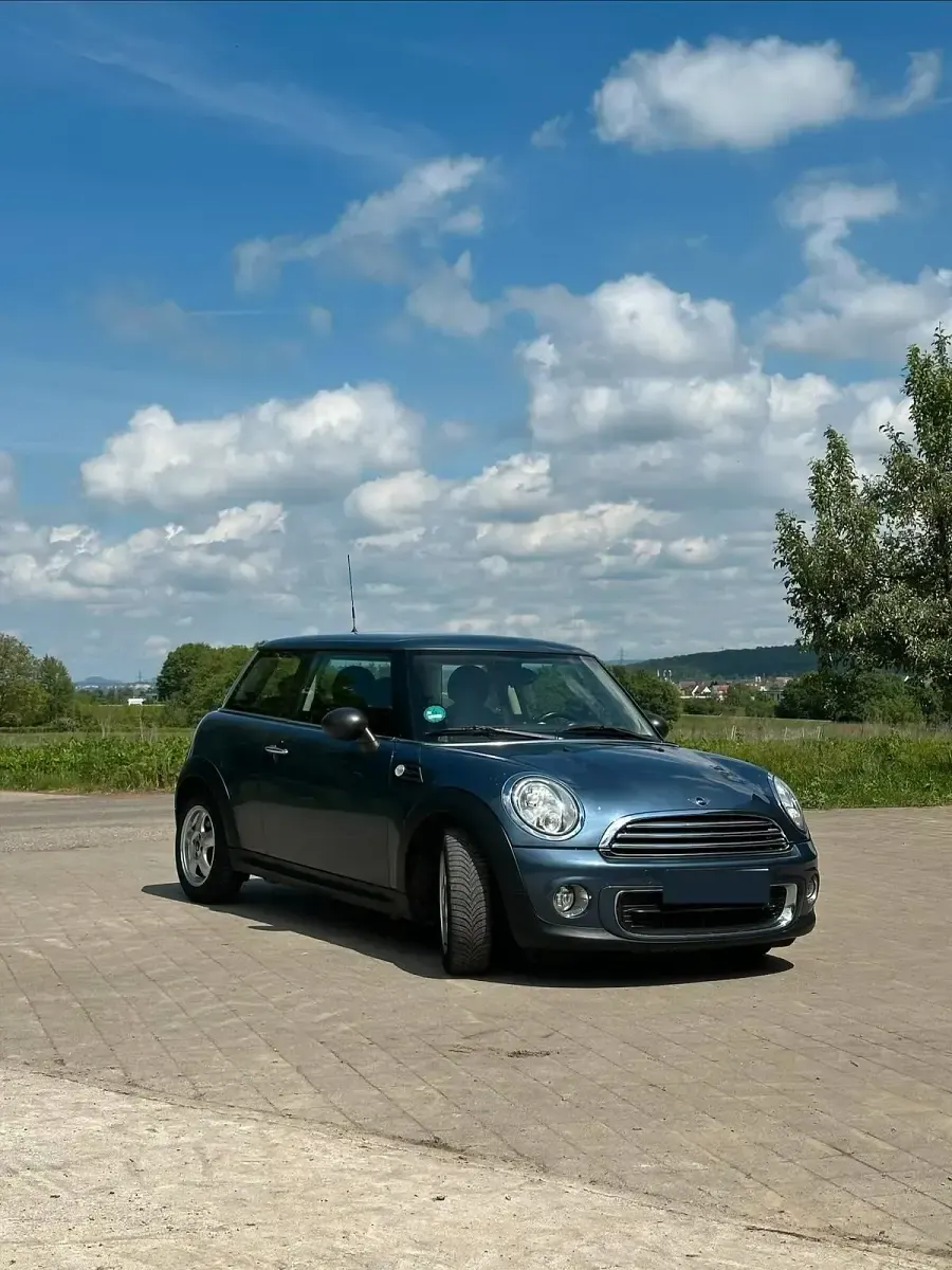 Gebraucht Mini Cooper 98 PS (72 kW) 2011 Blau Kleinwagen