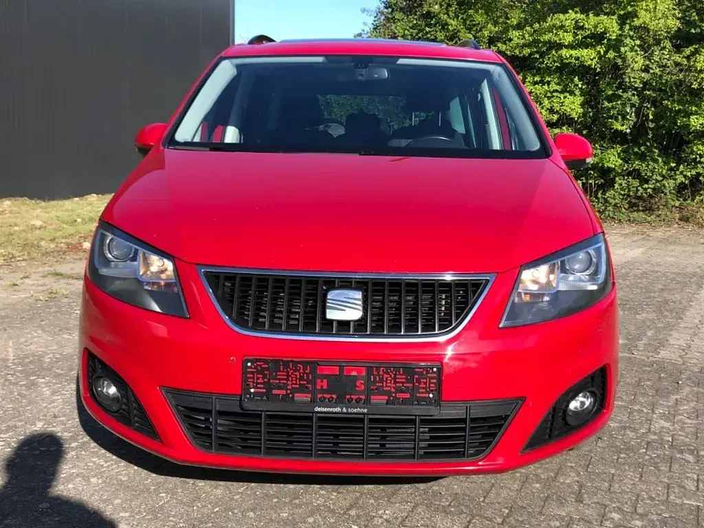 Używany Seat Alhambra Style 170 KM (125 kW) 2011 Minivan