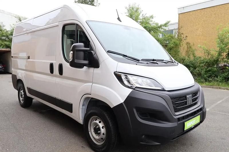 Weiß Neu 2024 Fiat Ducato Van | 25.999 € (Superpreis) - Bild 1/4