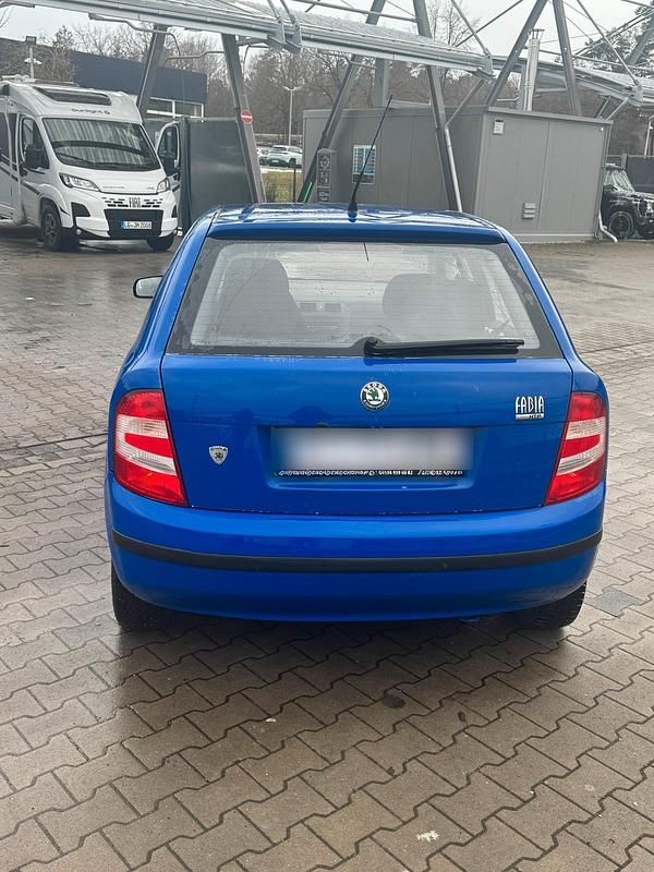 Gebraucht Skoda Fabia 59 PS (43 kW) 2007 Blau Kleinwagen