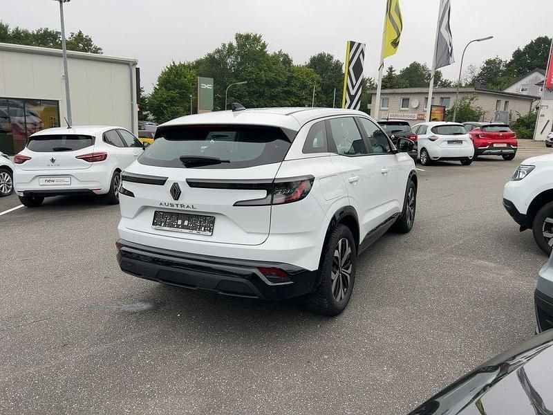 Gebraucht Renault Austral Equilibre 140 PS (102 kW) 2023 Weiß SUV