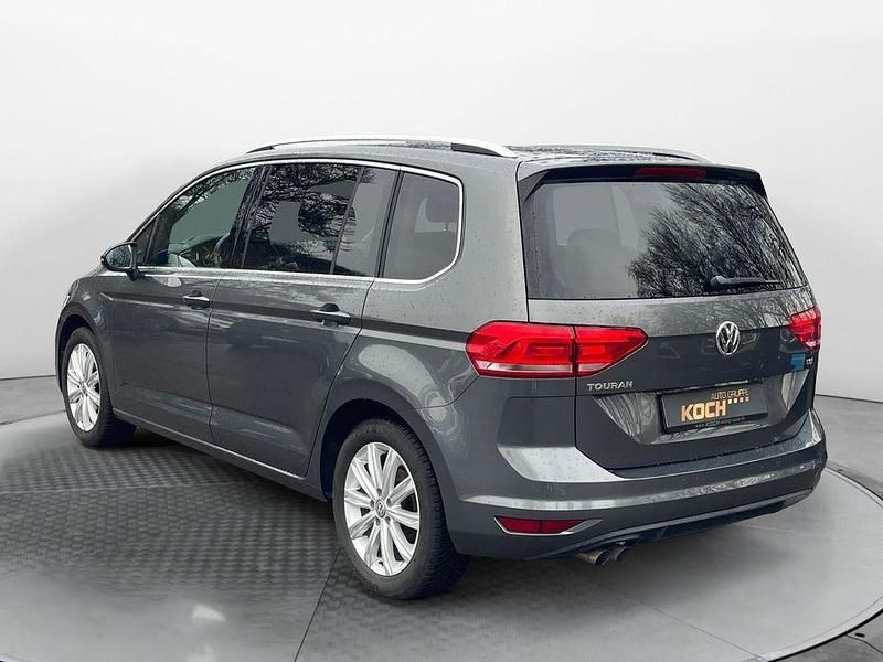 Gebraucht VW Touran Highline 150 PS (110 kW) 2016 Grau Van / Kleinbus