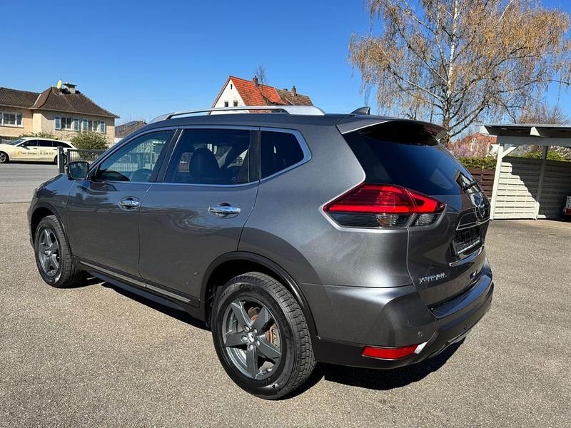 Gebraucht Nissan X-Trail Tekna 177 PS (130 kW) 2018 Grau SUV