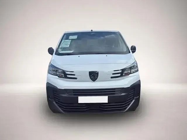 Gebraucht Peugeot Expert 120 PS (88 kW) 2025 Manufacturer Van