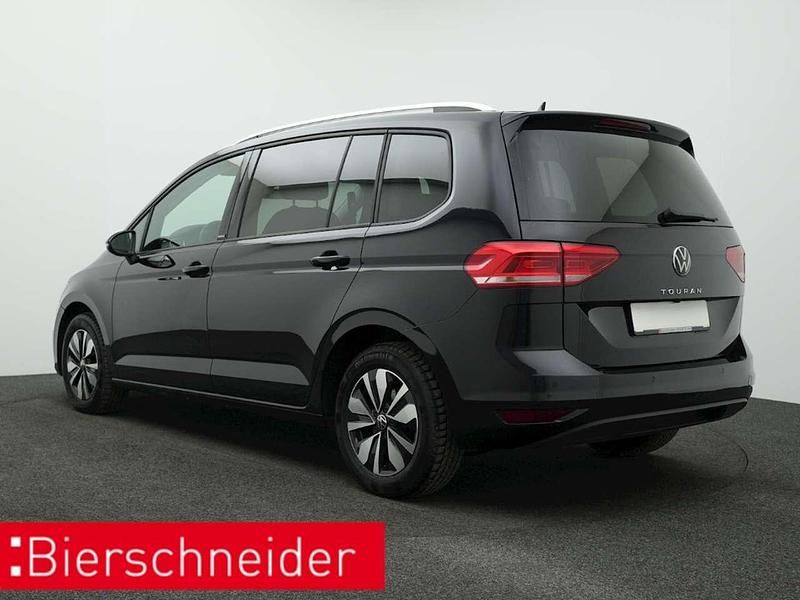 Gebraucht VW Touran Move 122 PS (89 kW) 2024 Schwarz Van / Kleinbus