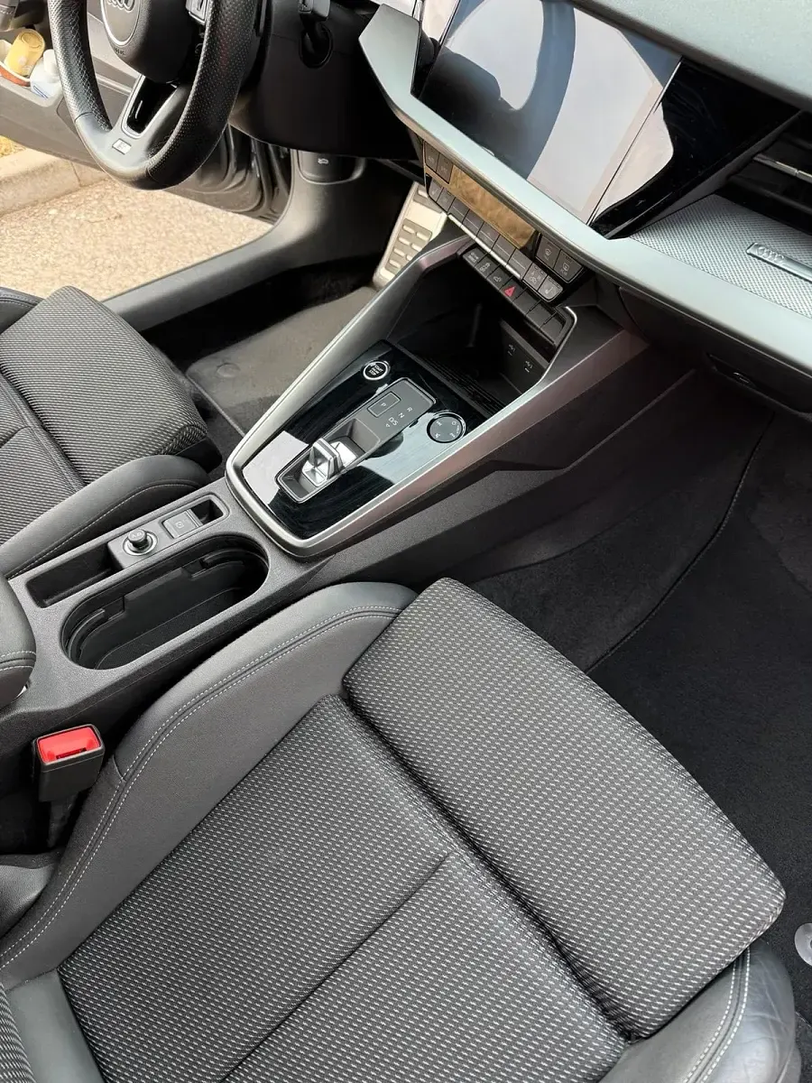 Gebraucht Audi A3 Sportback e-tron S-Line 150 PS (110 kW) 2020 Grau Kleinwagen