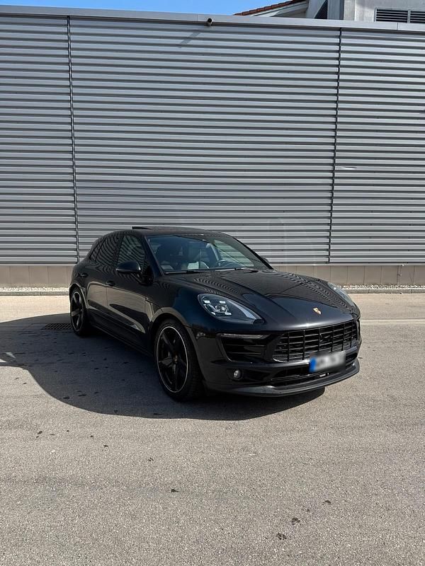 Gebraucht Porsche Macan S Black Edition 340 PS (250 kW) 2017 Schwarz SUV