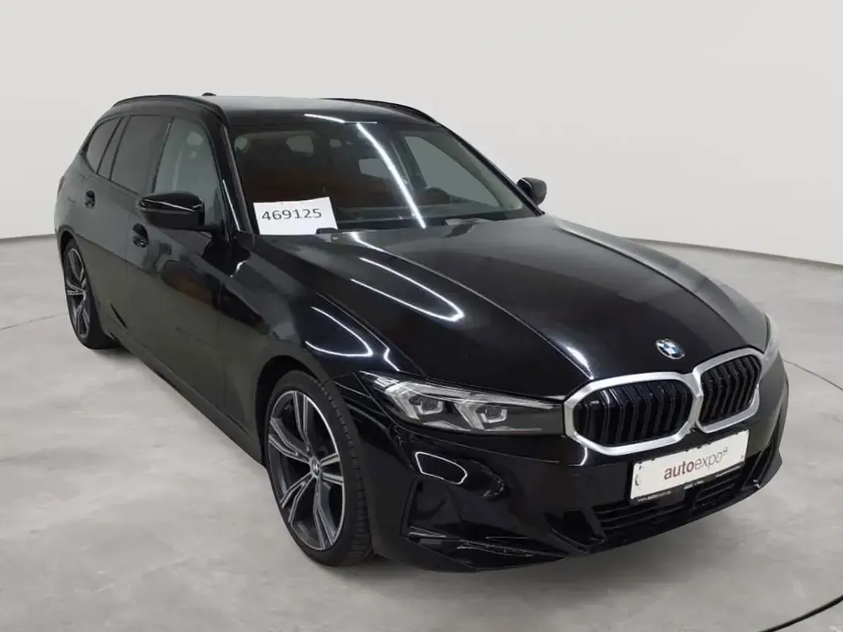 Gebraucht BMW 320 Sport Line 184 PS (135 kW) 2023 Kombi
