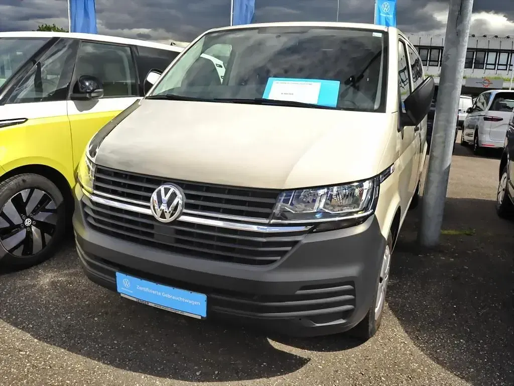 Gebraucht VW T6.1 Trendline 150 PS (110 kW) 2020 Grau Van