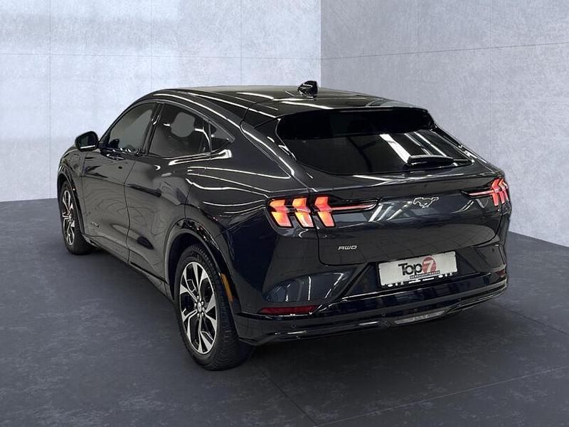 Gebraucht Ford Mustang Mach-E Basis 258 kW (351 PS) 2022 Dark marter starlight gray (metallic) SUV