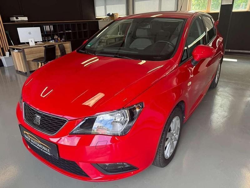 Rot Gebraucht 2015 Seat Ibiza Limousine | 7.000 € (Fairer Preis) - Bild 1/4