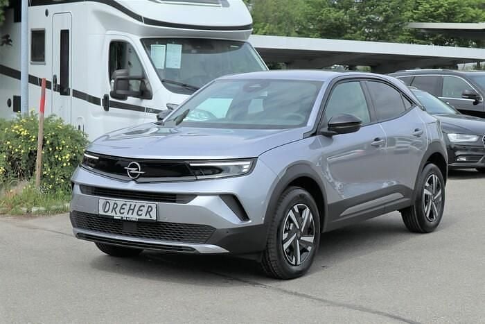 Kontrast grau Gebraucht 2025 Opel Mokka Edition SUV | 25.490 € (Fairer Preis) - Bild 1/4