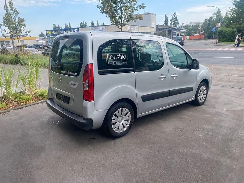 Gebraucht Citroën Berlingo 98 PS (72 kW) 2012 Grau Van / Kleinbus