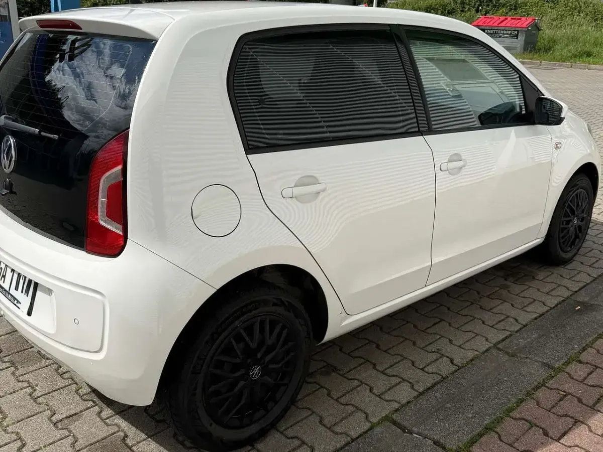 Gebraucht VW up! Cup 60 PS (44 kW) 2014 Weiß Kleinwagen