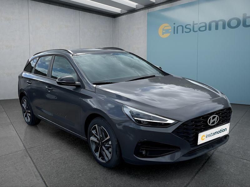 Grau Neu 2025 Hyundai i30 Kombi | 28.649 € (Fairer Preis) - Bild 1/4